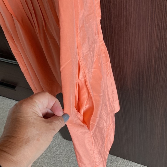 Club Monaco silk dress, light coral, size 00 - Picture 6 of 6